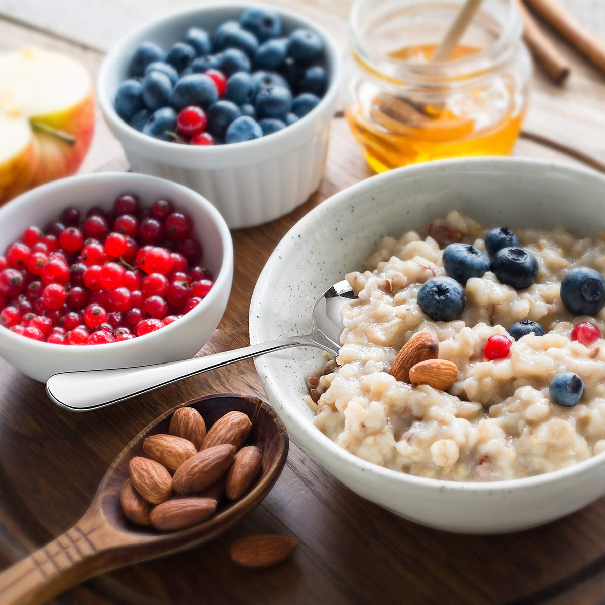 HIWARE round-styled spoons deliver durable finish for daily use.