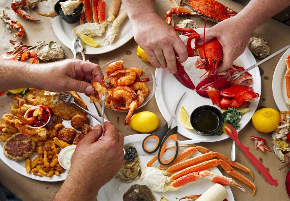 HIWARE gift-ready seafood tools set for entertaining guests.