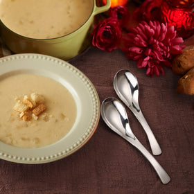 HIWARE polished design adds a modern, elegant touch to tableware
