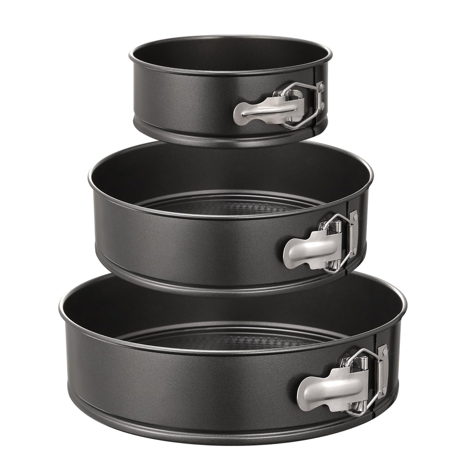 HIWARE Springform Pan 6-inch offers easy release for cheesecakes and mousse.