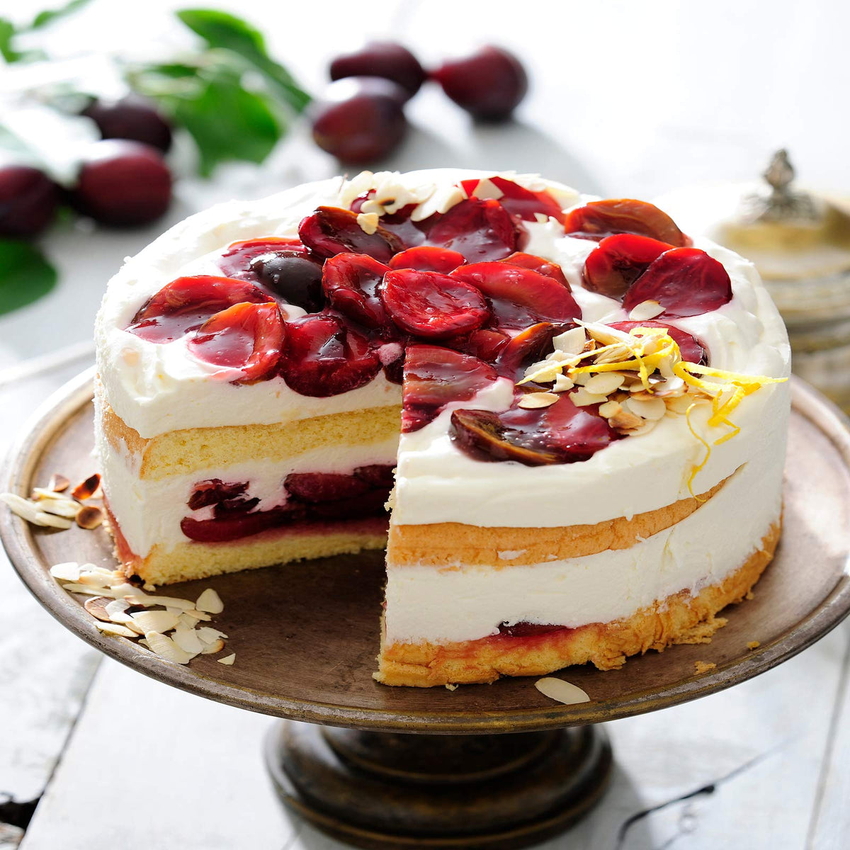 HIWARE straight-sided cake pans create clean edges for layered desserts.