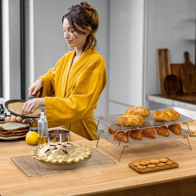 HIWARE versatile cooling rack for cookies, cakes, pies, and roasts