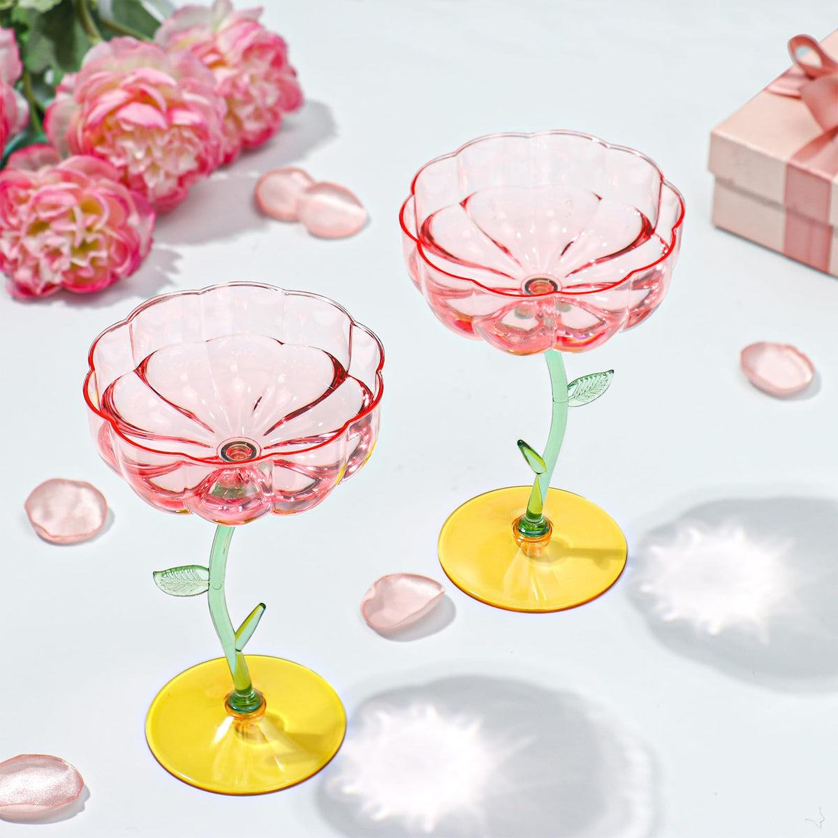 HKSZEH diamond-cut facets catch light, elevating any pour with subtle sparkle.