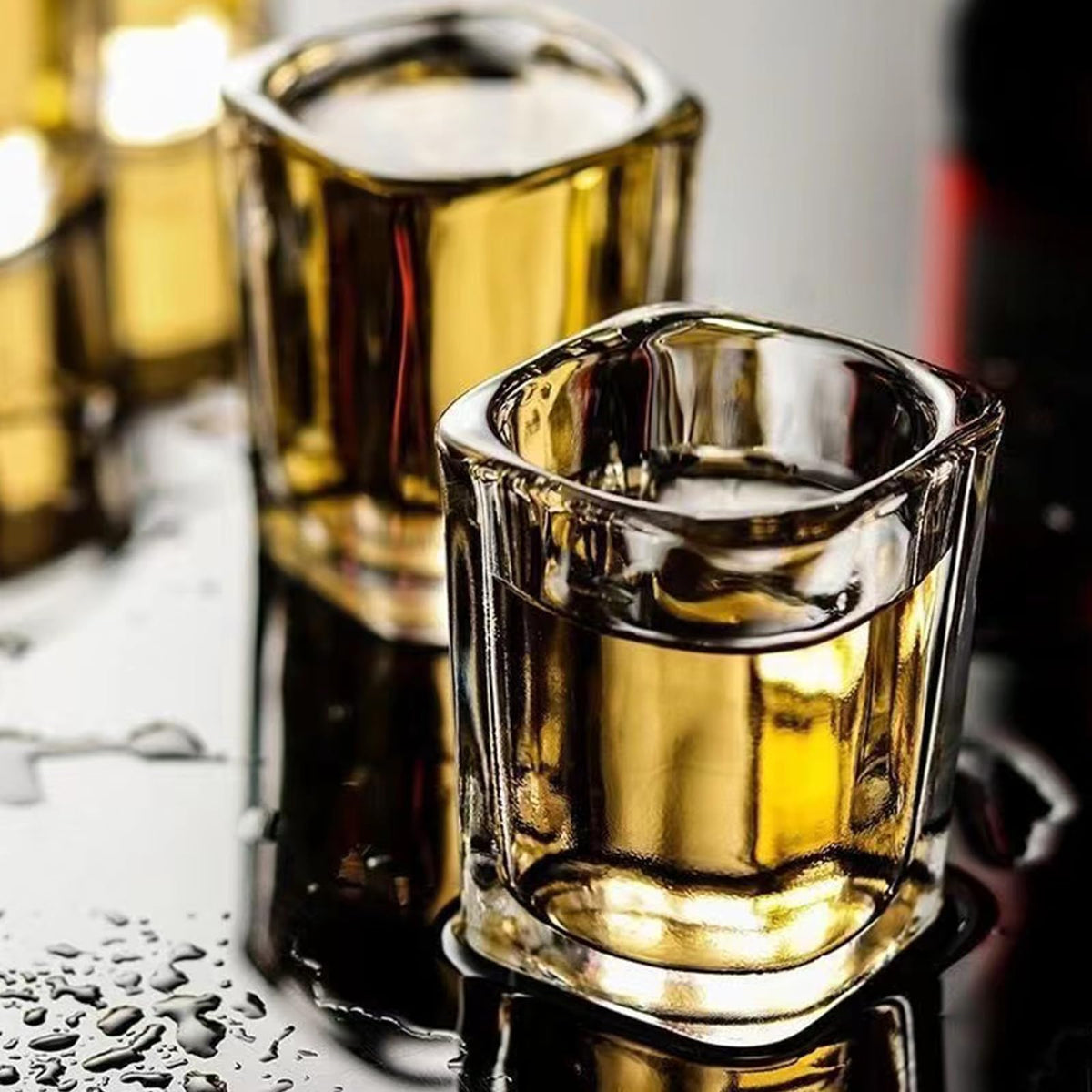 Hlukana lead-free glass shot glasses for safe daily use.