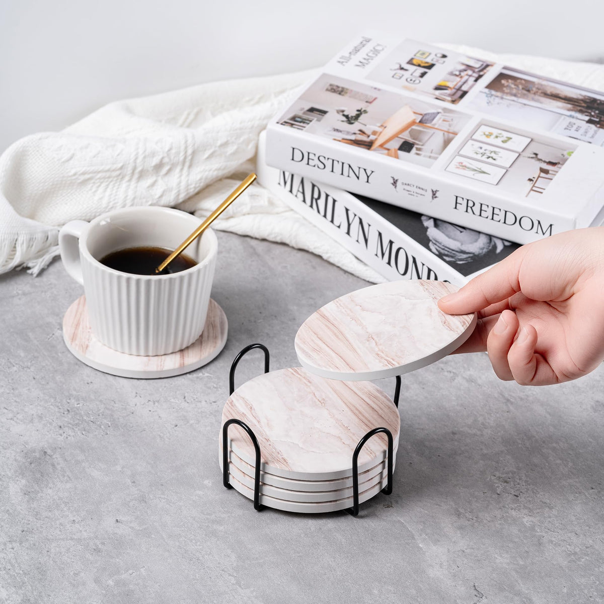 Hoewina marble-style coasters fit dining and office decor.