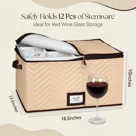 HOLDN’ STORAGE quilted microfiber shell cushions glasses during storage.