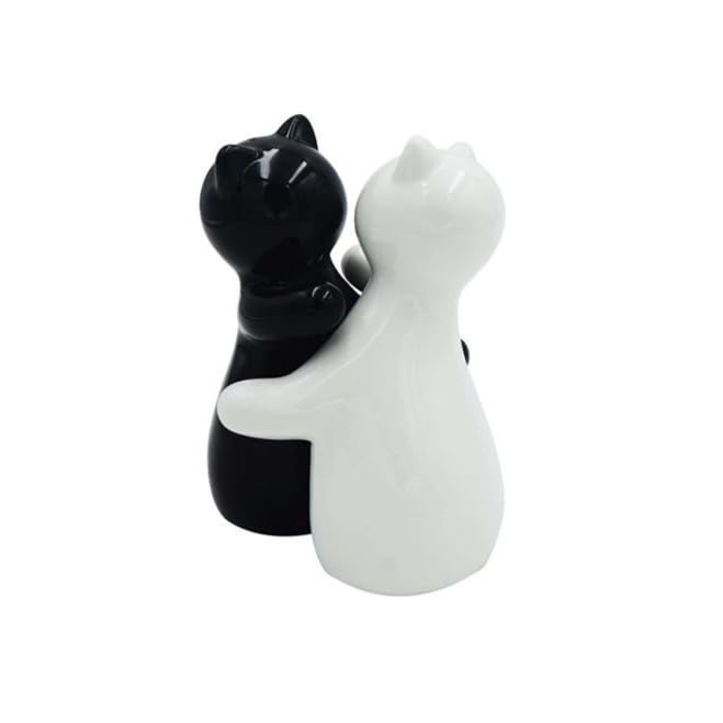 Holitika cat salt and pepper set with hugging cats for stylish seasoning at table