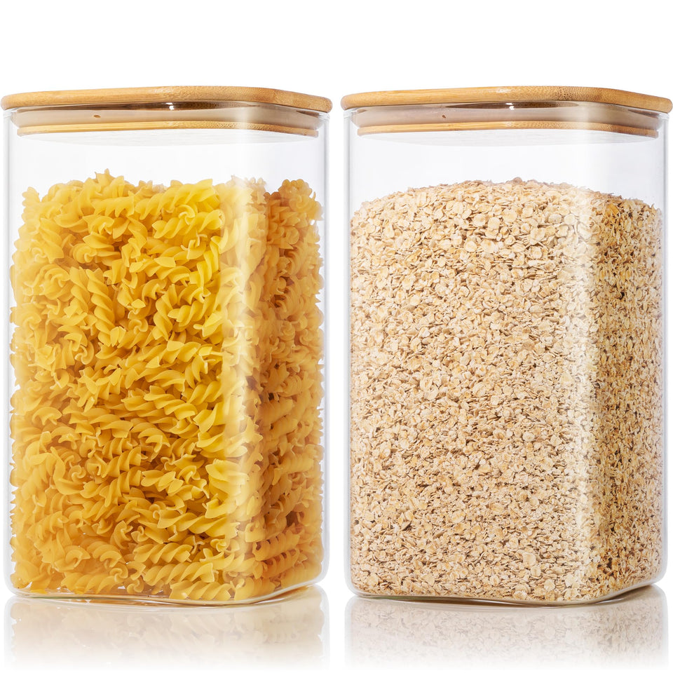 HomArtist extra-large square glass container with bamboo lid for cereal storage.