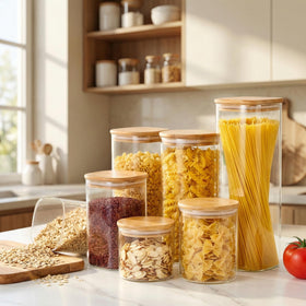 HomArtist jar close-up with airtight bamboo lid demonstrates lasting freshness.