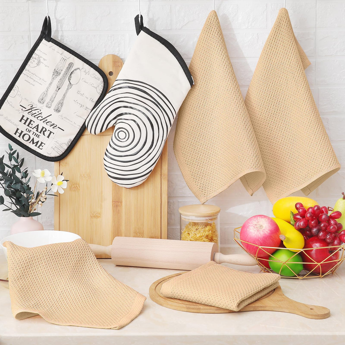 Homaxy apricot dishcloths in use for countertop cleanup and quick wipeups.
