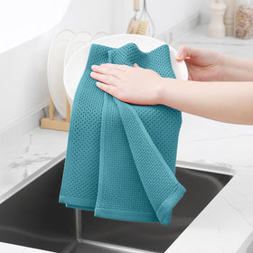 Homaxy four-pack dish towels offer generous coverage for large tasks.