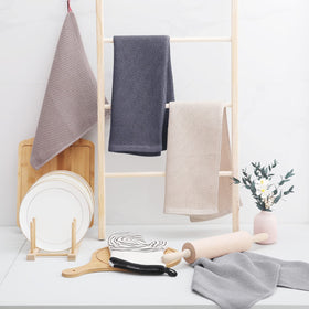 Gift-ready Homaxy dish towel 4-pack suitable for housewarmings or holidays.