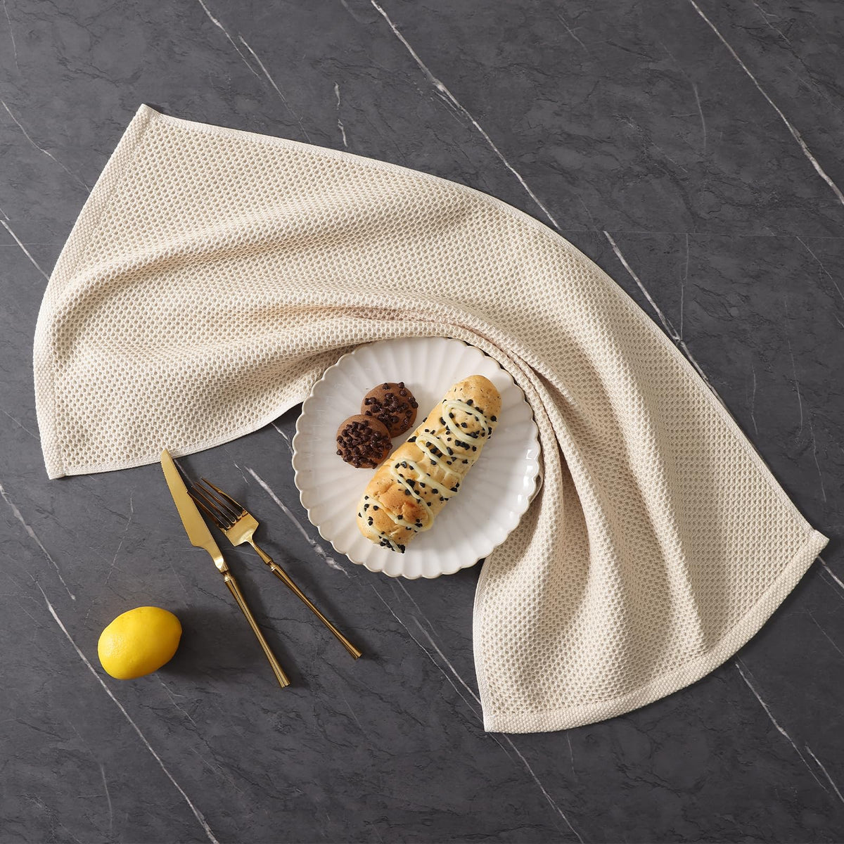 Homaxy beige set provides color-coordinated kitchen essentials.