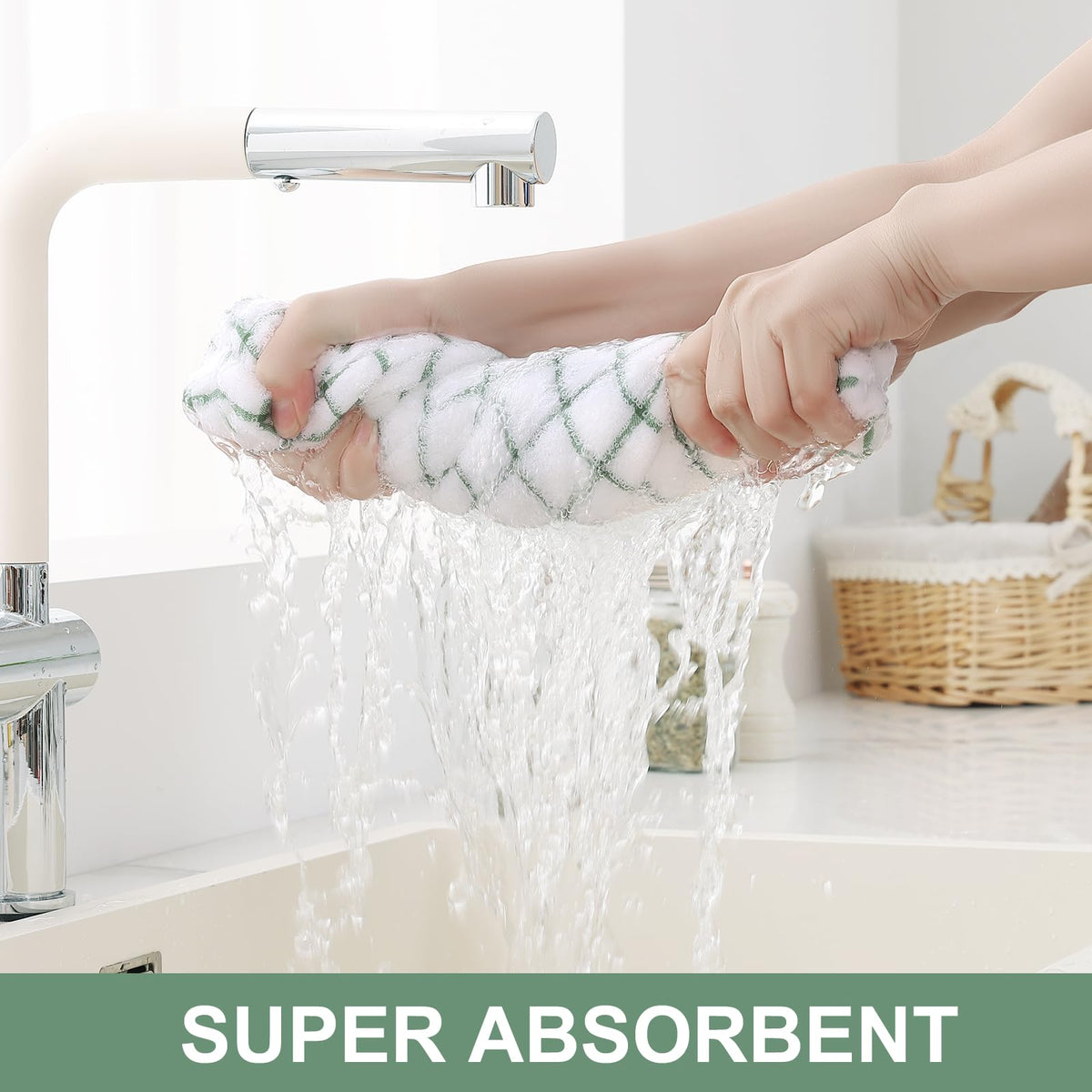 Homaxy dense 390 GSM terry feels plush and highly absorbent