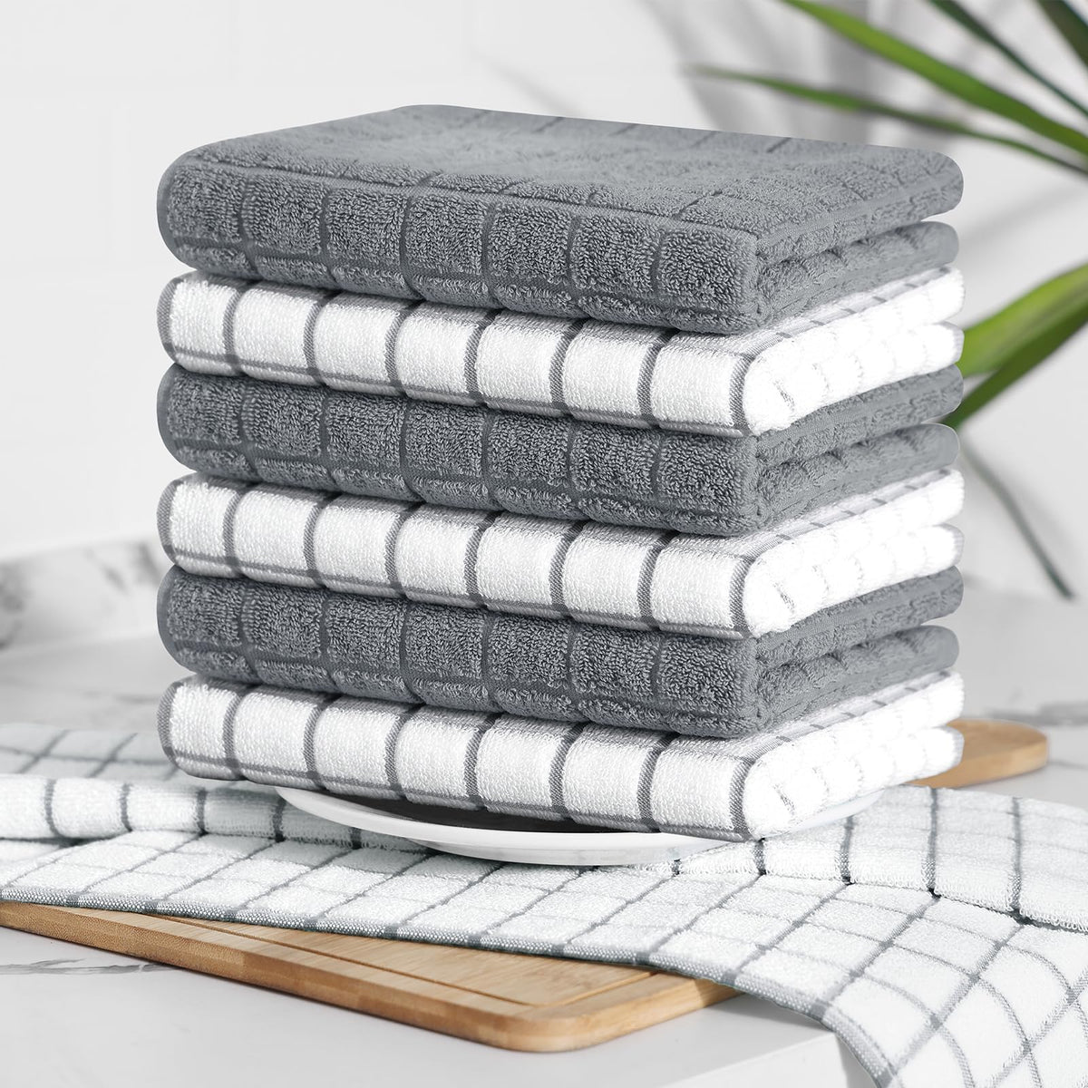Homaxy care-friendly towels with pre-wash and care guidance for longevity.