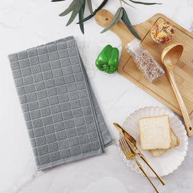 Homaxy premium grey towels add subtle style to the kitchen.