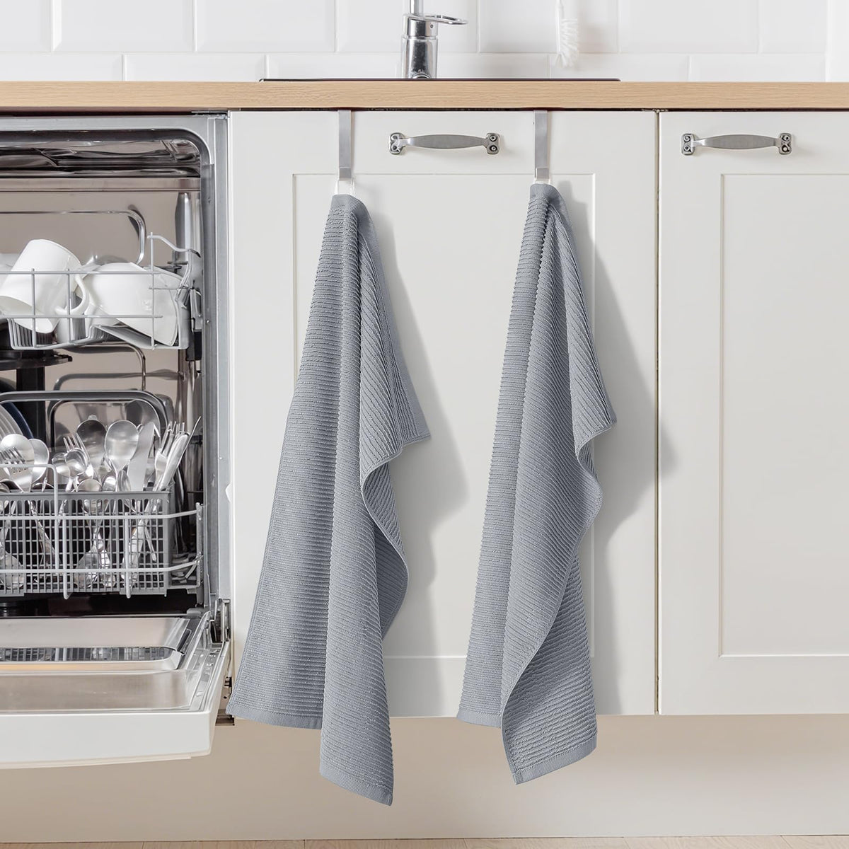 Homaxy Premium Kitchen Towels versatile use for dusting and handling produce