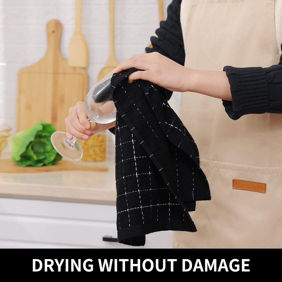 Homaxy soft scratch-free towel protects delicate utensils during drying.