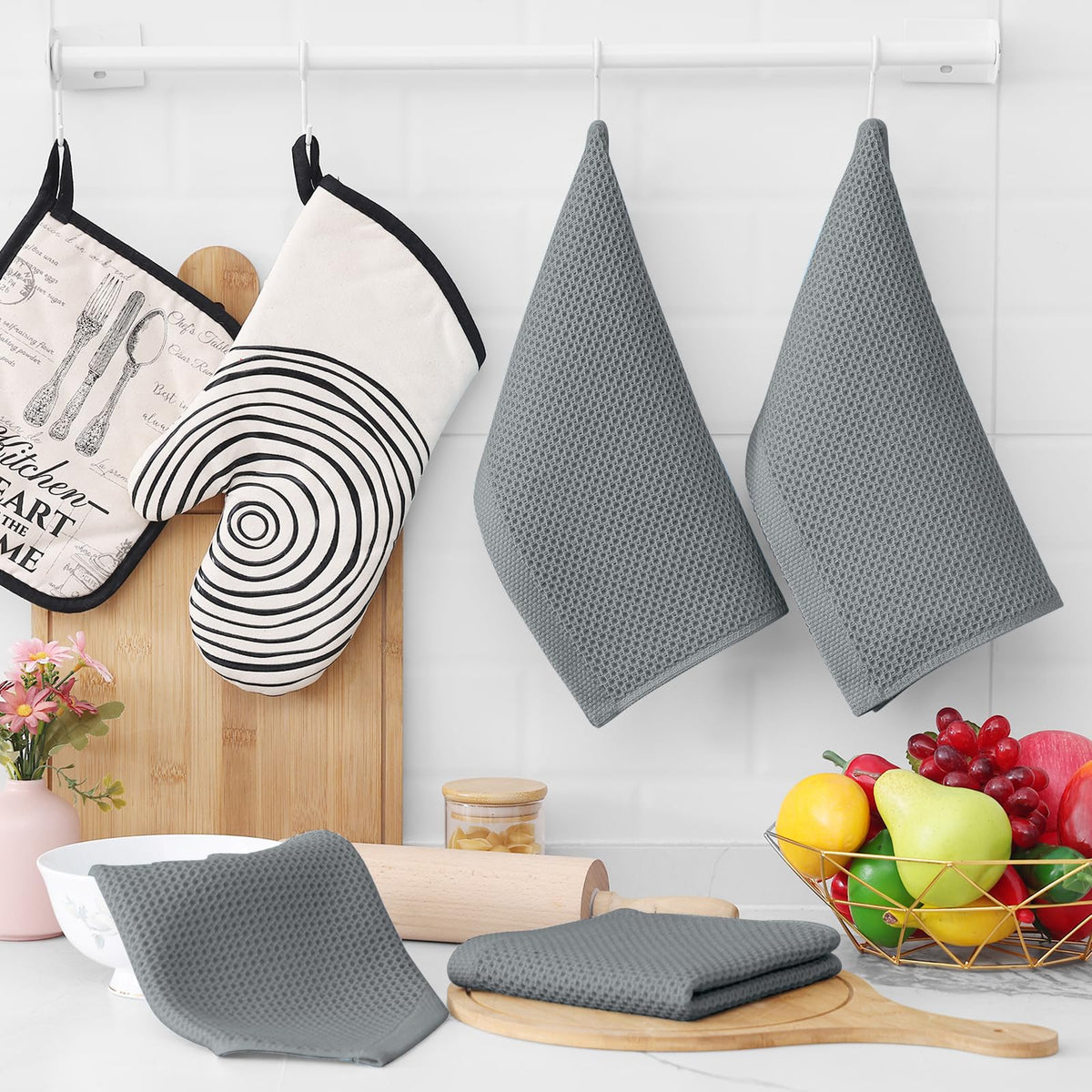 Homaxy soft cotton dishcloths soften with each wash for gentler cookware handling