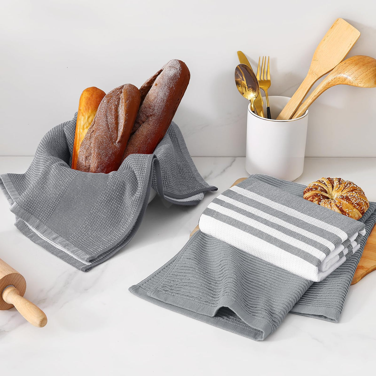 Homaxy towel with a hanging loop for convenient drying and storage.