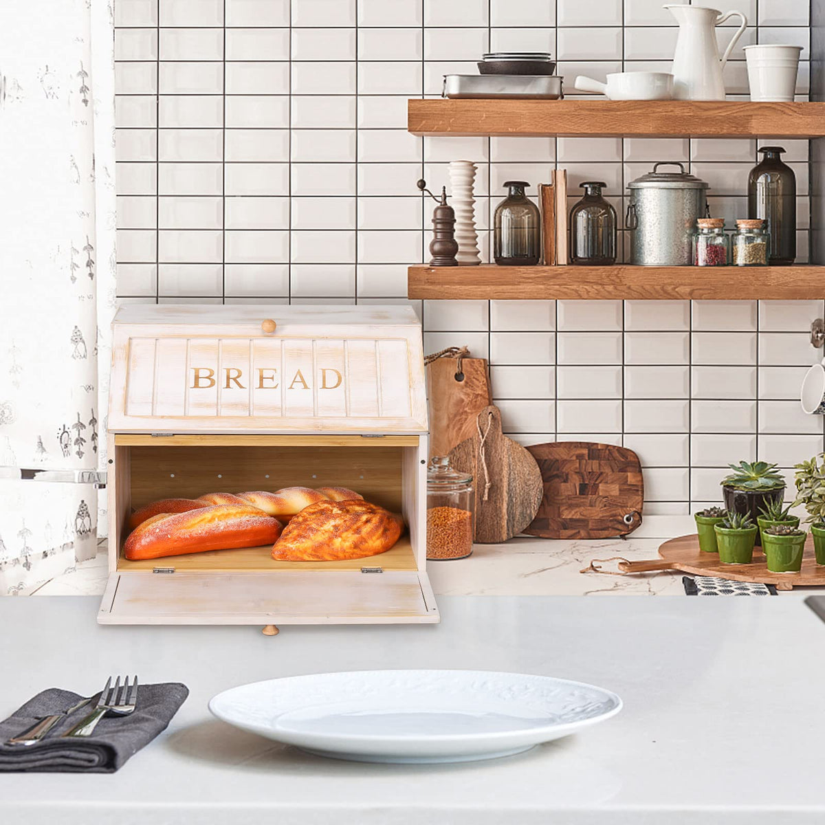 HOMEKOKO large capacity storage fits two loaves and more