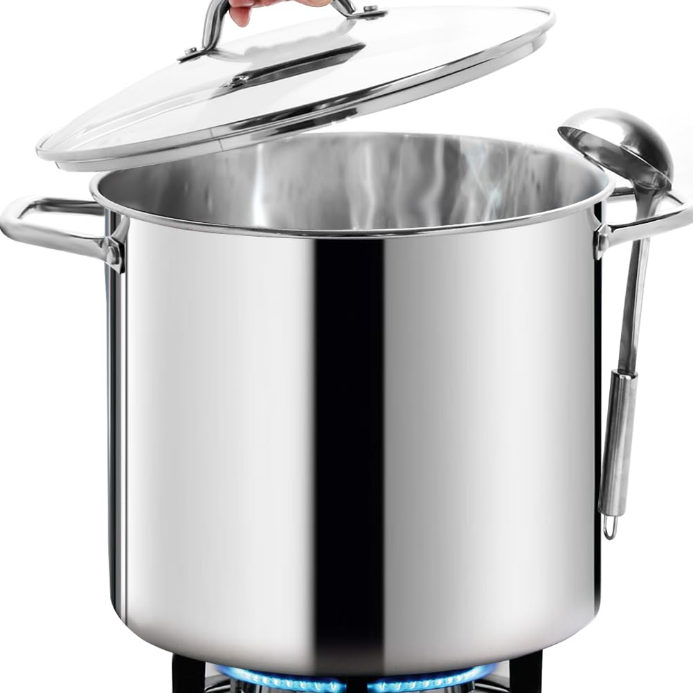 HOMICHEF 24qt stockpot with lid, polished exterior enhances kitchen presentation.