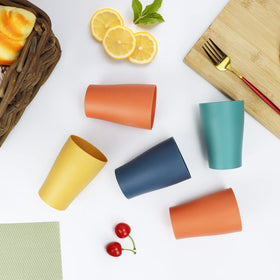 Homienly bright-colored tumblers brighten family meals and kids' water breaks.