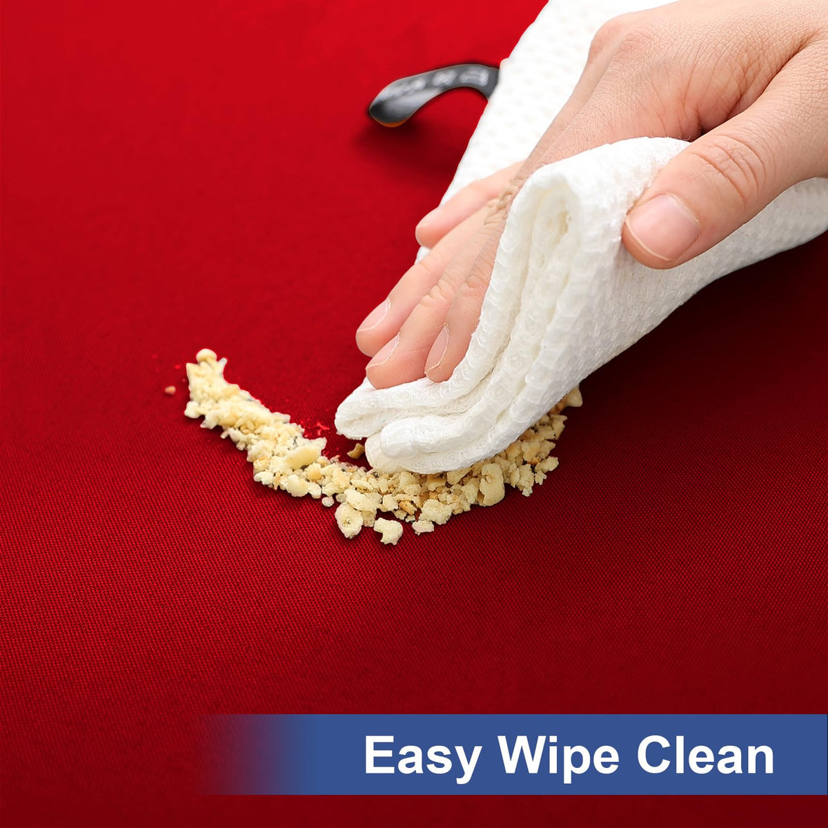 Homing rectangle table cloth cover is machine-washable for easy care.