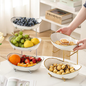 HOMKULA small bowls with elegant shape add a decorative touch.