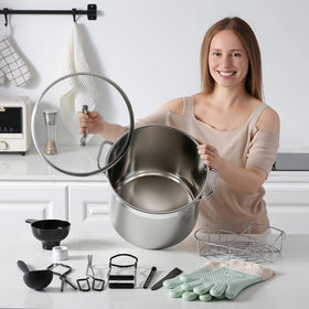 HOMKULA foldable rack enables compact storage in small kitchens