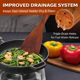 HOMORIQ serving spoon and salad spoon ready for mixing and serving