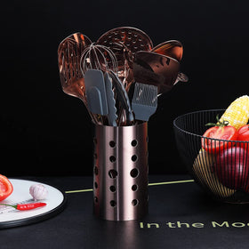 HOMQUEN copper skimmer in rose gold for quick, mess-free skimming
