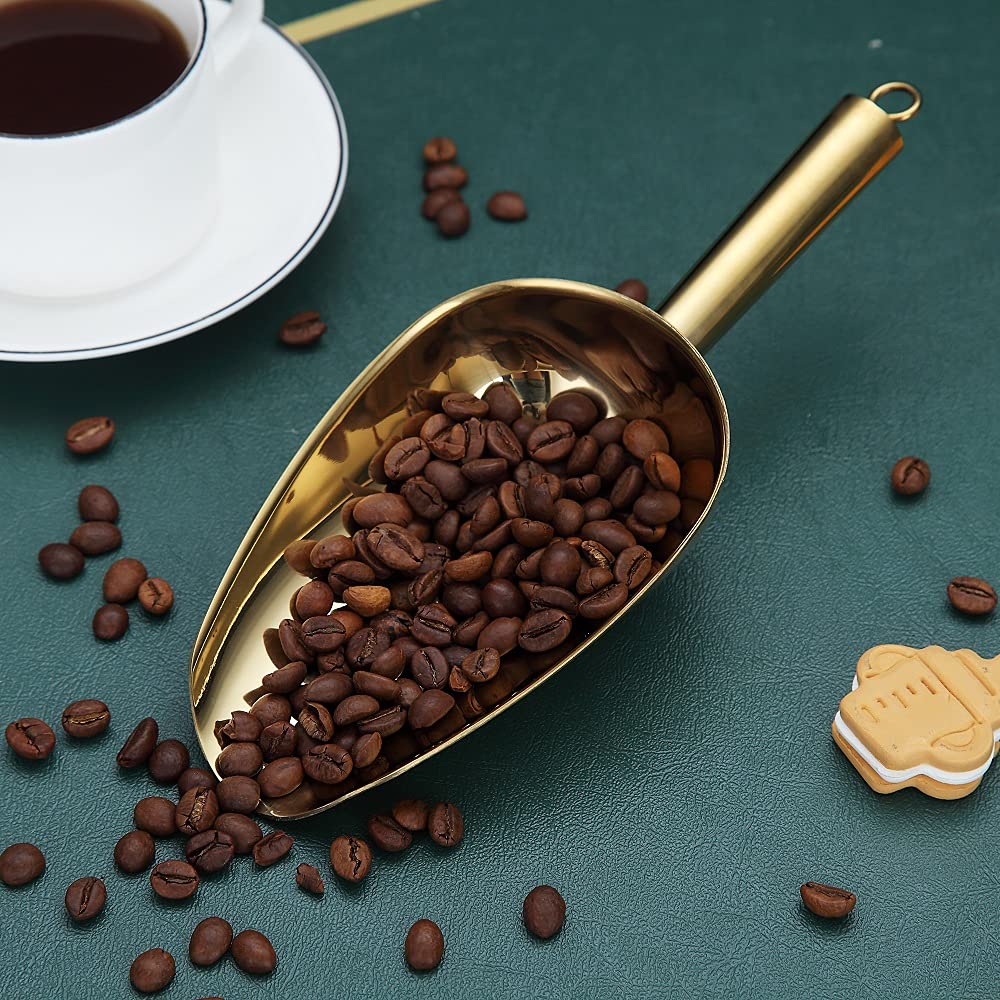 HOMQUEN Gold Ice Scoop displayed with bowls in a cafe setting