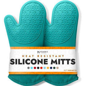HOMWE BPA-Free silicone oven mitts in turquoise showing long 13.7-inch protection for safe handling