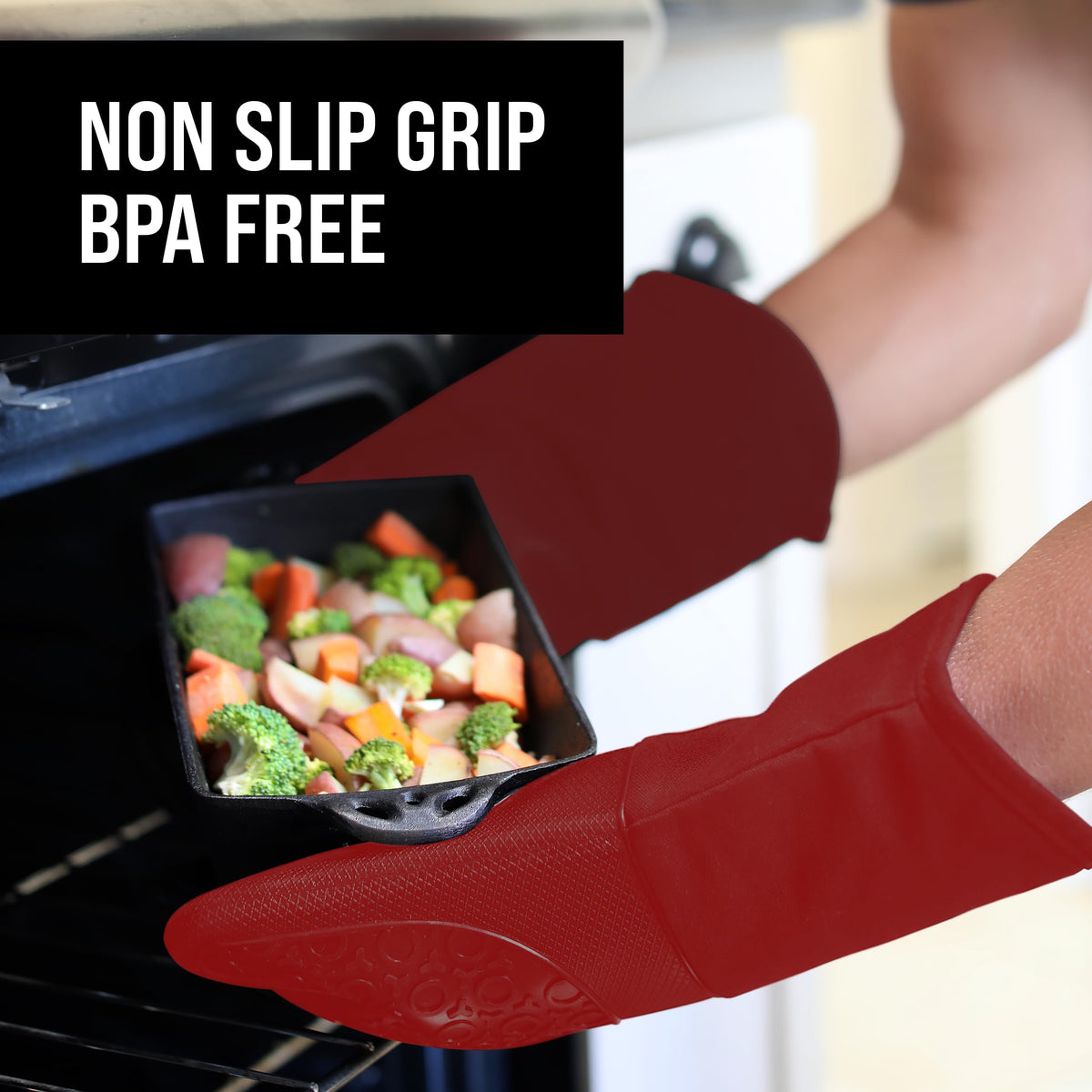 HOMWE quilted cotton lining adds comfort during long cooking sessions.