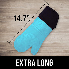 HOMWE steam-resistant waterproof oven mitts keep hands dry while handling hot dishes.