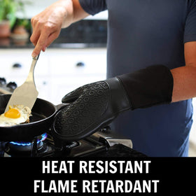 HOMWE steam-resistant silicone trivets protect countertops from heat.
