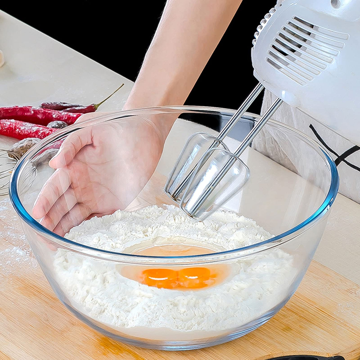 Homwin 2.5qt glass mixing bowl side view showing depth for large batches