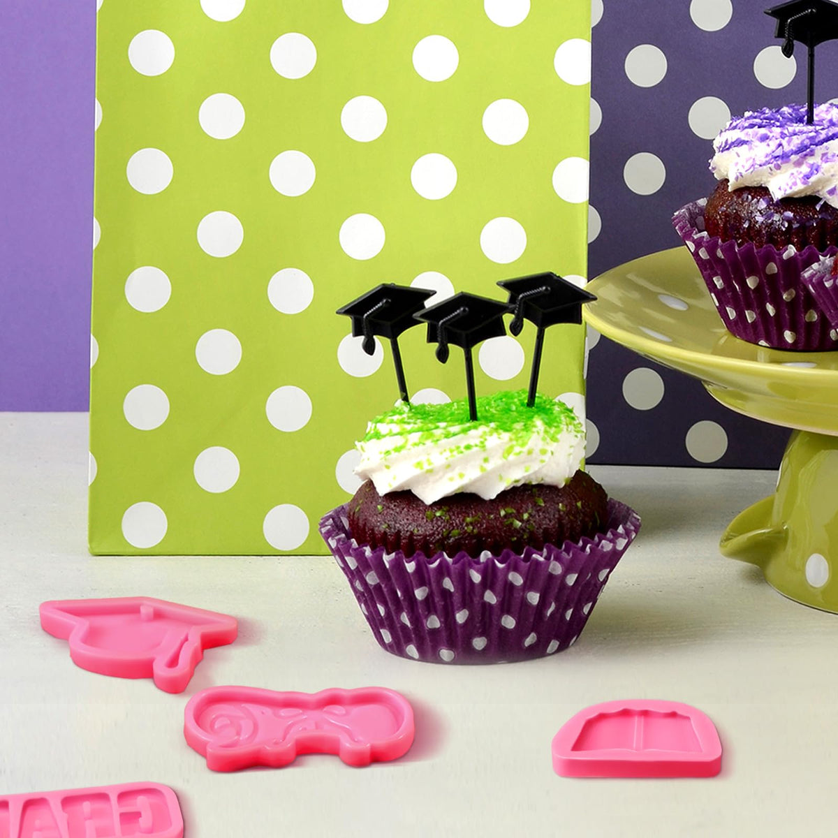 Honeydak graduation molds enable versatile fondant and candy crafts