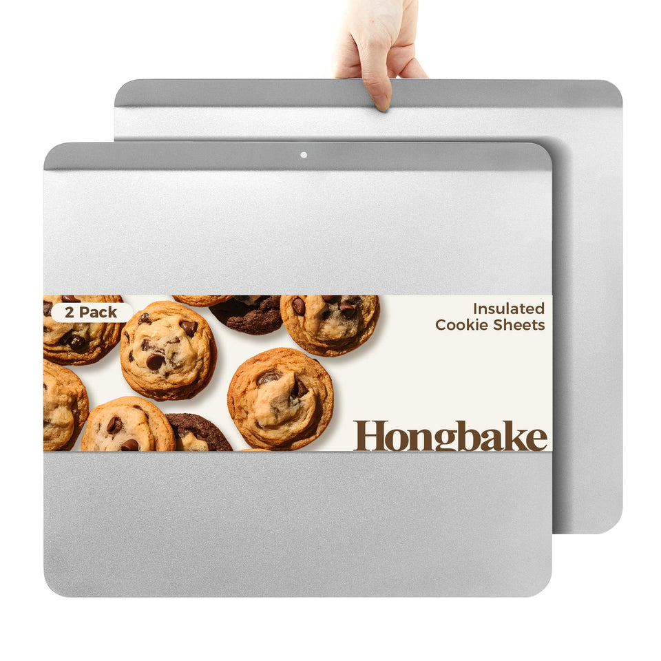 HONGBAKE 2-piece large flat cookie sheets with no edges for even, versatile baking.