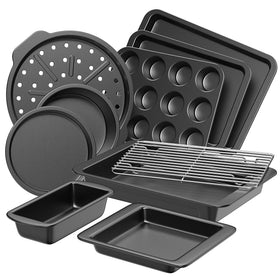HONGBAKE roasting pan with wide grips for secure, comfortable handling during roasting.