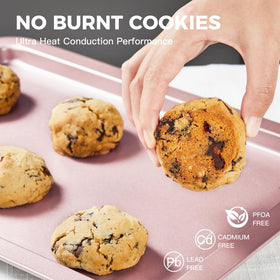 HongBake carbon steel construction offers sturdy, durable baking performance.