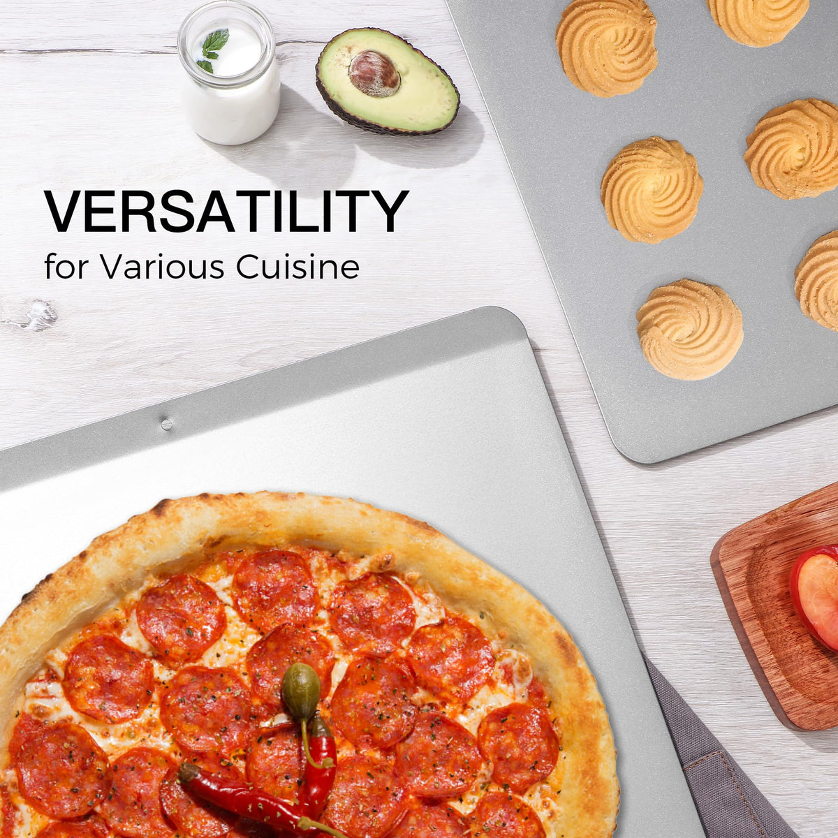 HONGBAKE heavy-gauge carbon steel trays provide durability and stable heat.