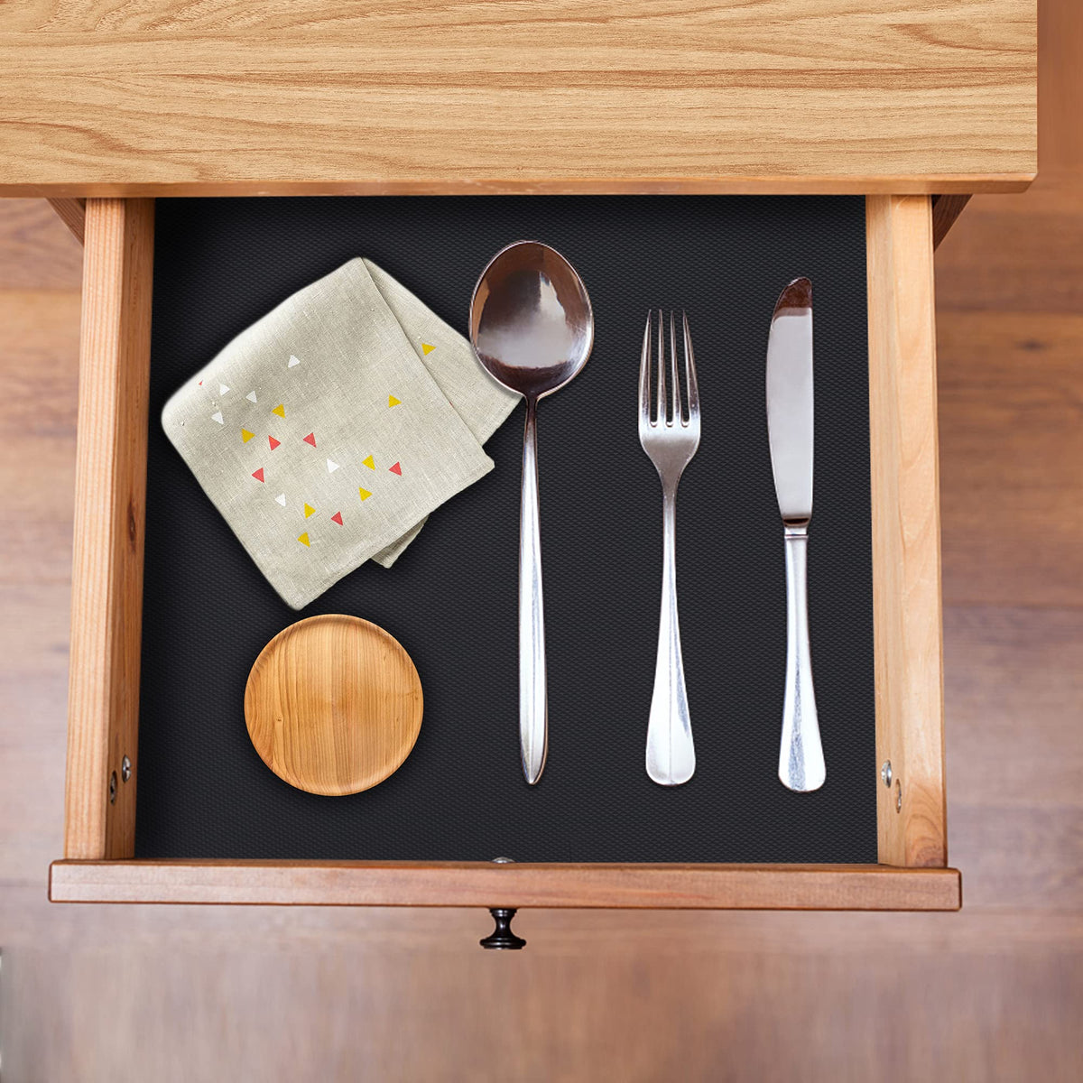 HooTown versatile liner works in drawers, shelves, fridge mats, and more.
