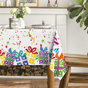 Horaldaily 60x84 rectangle size fits standard tables for gatherings.