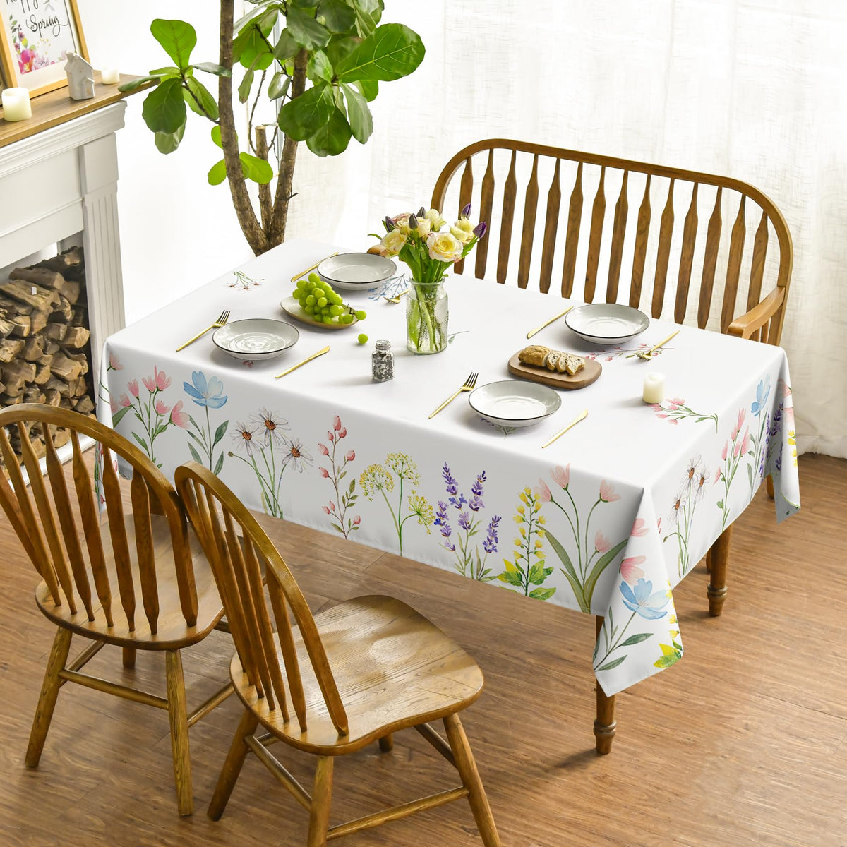 Horaldaily tablecloth on a dining table for Easter parties and cheerful celebrations.
