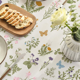 Horaldaily tablecloth-fit-36x60-48x72 suits many rectangular tables.