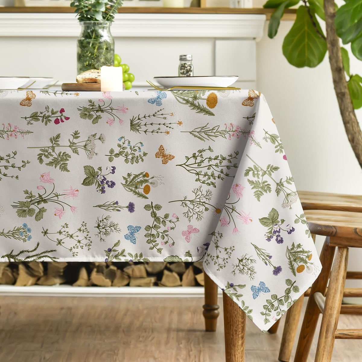 Horaldaily tablecloth-protective-surface-scratch-stain helps keep tables pristine.