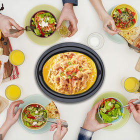Horuhue silicone liner made of BPA-free material for safe cooking.