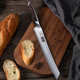 HOSHANHO edge-precision cutting through bread crusts and crumbs